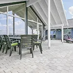 Hébergement de vacances Pet Friendly In With Sauna Bogense